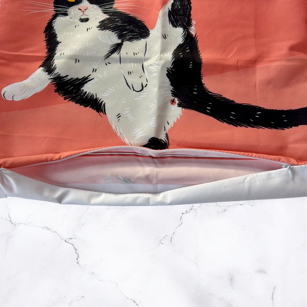 Black White Cat Pillow Cover Decorative Throw Pillowcase Funny Tuxedo 17.5” NEW - Picture 4 of 6